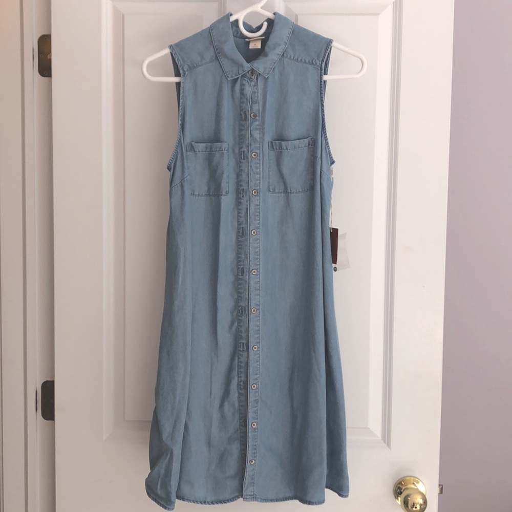 NWT Ladies Sleeveless Denim shirt-dress